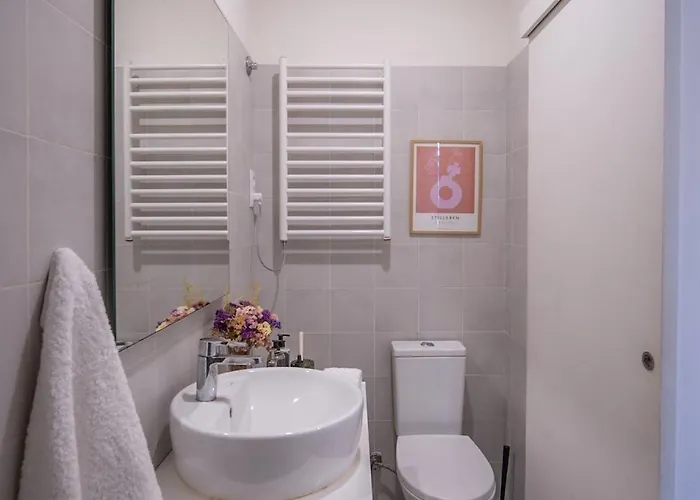 Historic Stay, Classic Details, Life *