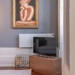 Historic Stay, Classic Details, Life